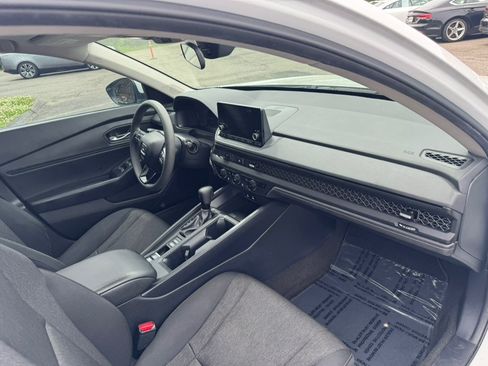 Used 2024 Honda Accord EX image 23