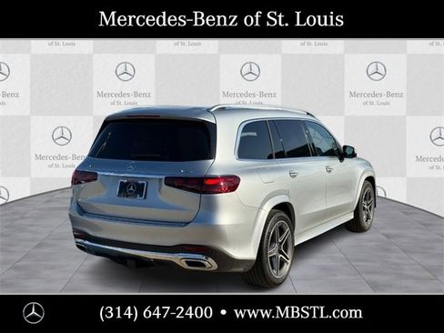 Certified 2025 Mercedes-Benz GLS 450 4MATIC image 3