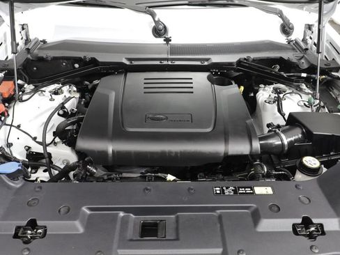 Certified 2026 Land Rover Defender 110 S AWD/4WD image 24