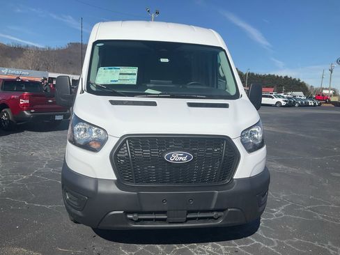 New 2026 Ford Transit 250 148 Medium Roof RWD image 2