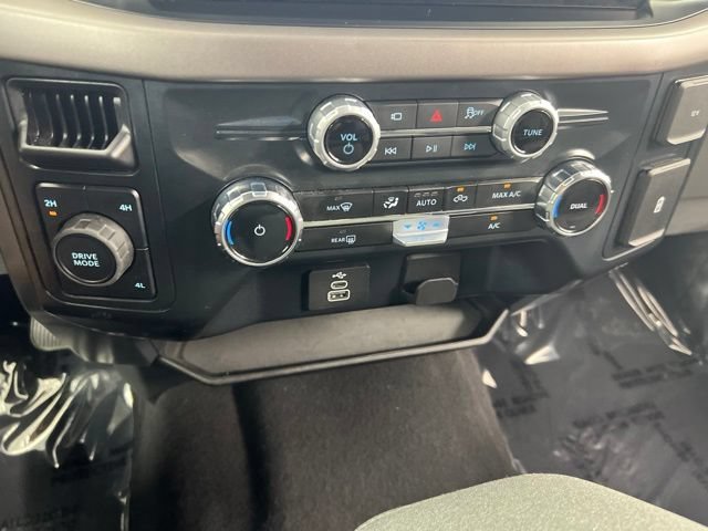 Used 2025 Ford F150 XLT w/ Equipment Group 301A Standard AWD/4WD image 17