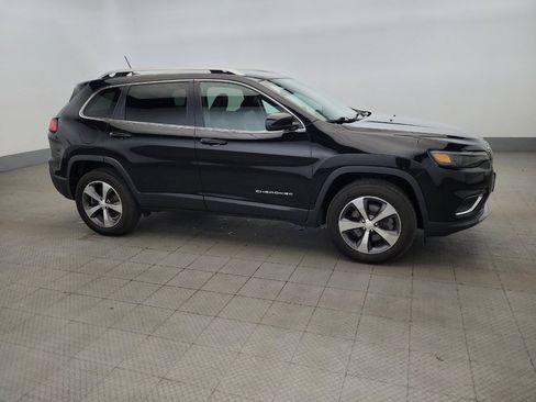Used 2019 Jeep Cherokee Limited AWD/4WD image 11
