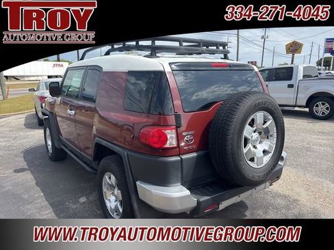 Used 2008 Toyota FJ Cruiser 2WD image 7