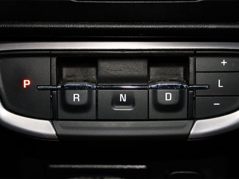 Used 2023 GMC Terrain AT4 image 21