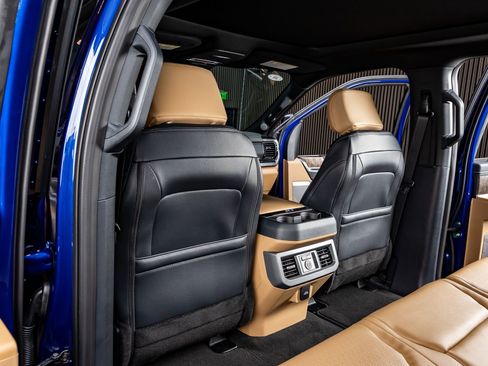 Used 2026 Ford F450 Lariat image 32