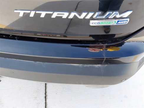 Used 2020 Ford Edge Titanium w/ Class II Trailer Tow Package image 22