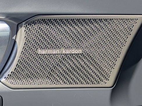 Certified 2023 Volvo C40 P8 Recharge Ultimate AWD/4WD image 24