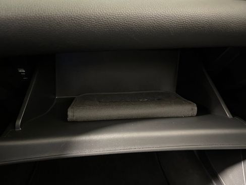 Used 2018 Honda Accord Touring image 28