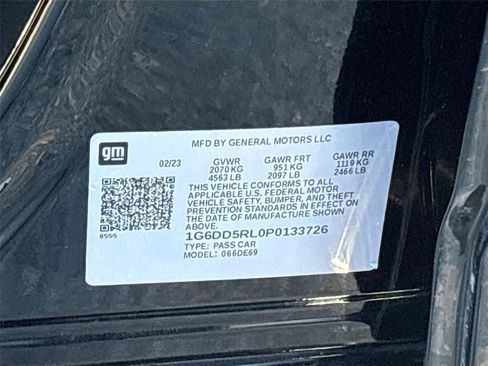 Used 2023 Cadillac CT4 V w/ Navigation Package image 35