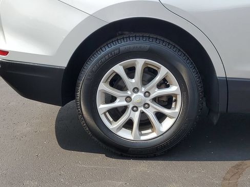 Used 2018 Chevrolet Equinox LT AWD/4WD image 33