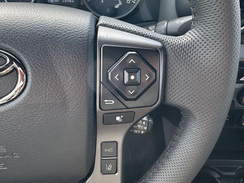 Used 2022 Toyota Tacoma TRD Pro image 27