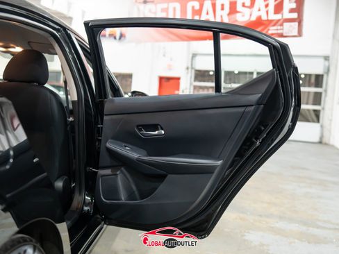 Used 2021 Nissan Sentra S image 40