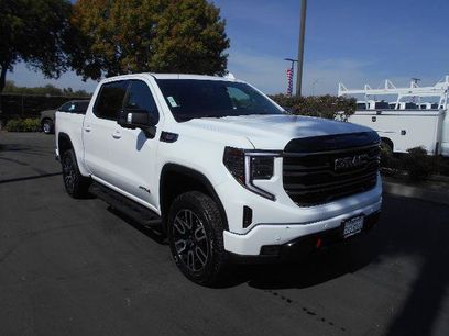 Used 2025 GMC Sierra 1500 AT4 w/ AT4 Premium Package