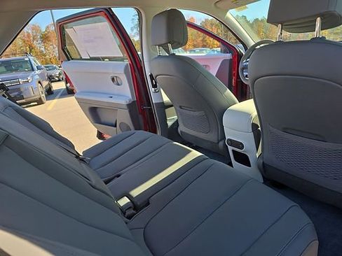 New 2026 Hyundai Ioniq 5 SEL image 22