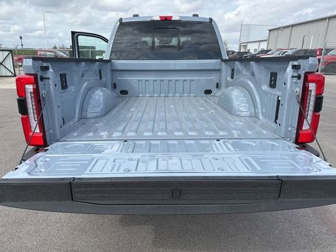 New 2026 Ford F250 Platinum image 45