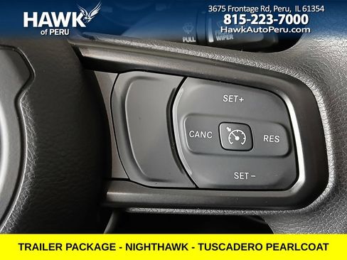 Used 2024 Jeep Gladiator Sport image 27