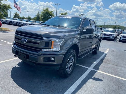 Used 2018 Ford F150 XLT w/ Equipment Group 302A Luxury AWD/4WD image 3