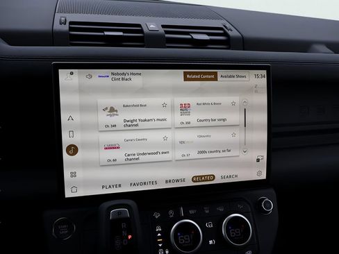 New 2026 Land Rover Defender 110 S image 21