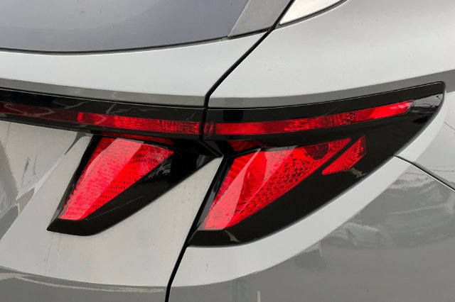 Used 2025 Hyundai Tucson SEL FWD image 38