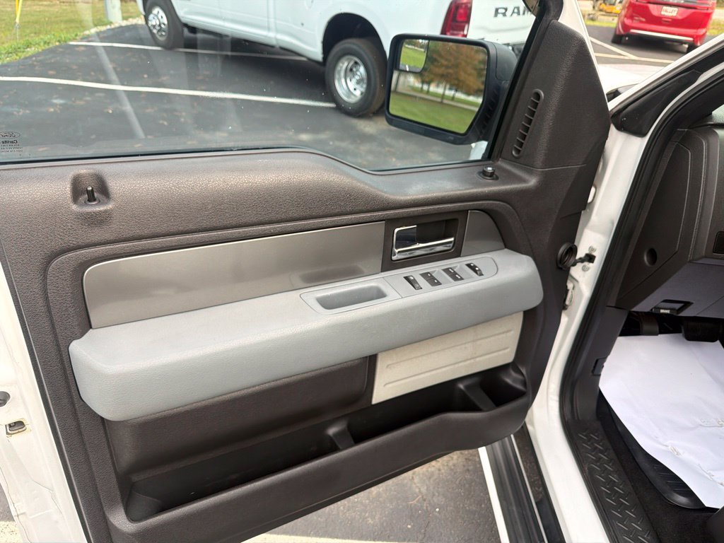 Used 2012 Ford F150 XLT w/ XLT Custom Pkg RWD image 19