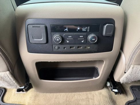 Used 2018 Chevrolet Tahoe LT AWD/4WD image 41