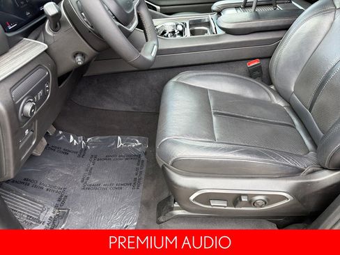 Used 2024 Jeep Wagoneer L Series II w/ Flexible Seating Group AWD/4WD image 20