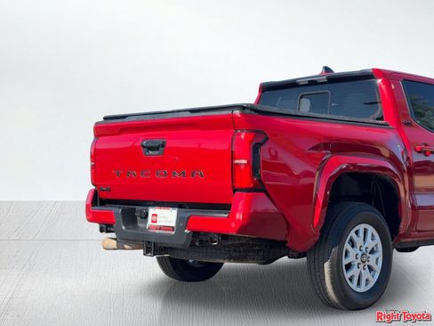 Certified 2025 Toyota Tacoma SR5 image 11