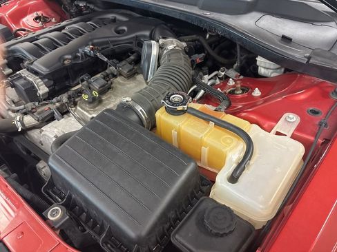Used 2005 Dodge Magnum SE RWD image 28