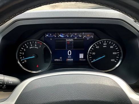 Used 2024 Ford Expedition Limited AWD/4WD image 12
