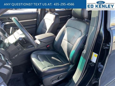 Used 2017 Ford Explorer Sport w/ Equipment Group 401A image 3