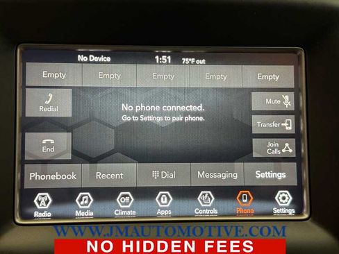 Used 2019 Jeep Grand Cherokee Laredo w/ Security & Convenience Group AWD/4WD image 29