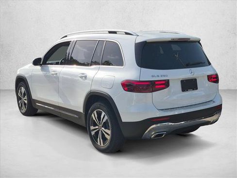 New 2026 Mercedes-Benz GLB 250 image 8