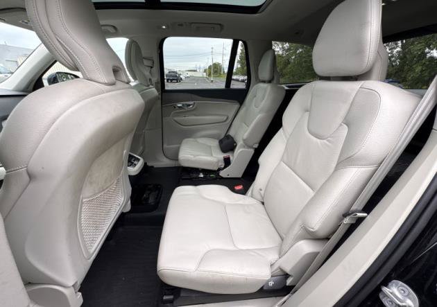 Used 2024 Volvo XC90 B6 Plus w/ Protection Package Premier AWD/4WD image 8