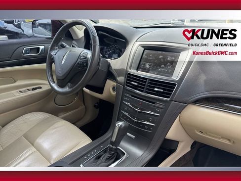 Used 2014 Lincoln MKT FWD image 43