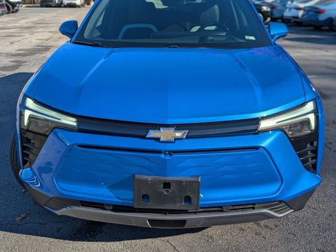 Used 2024 Chevrolet Blazer EV LT image 12