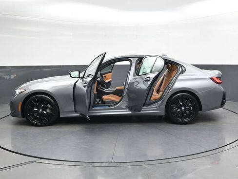 New 2026 BMW 330i Sedan w/ M Sport Package RWD image 35