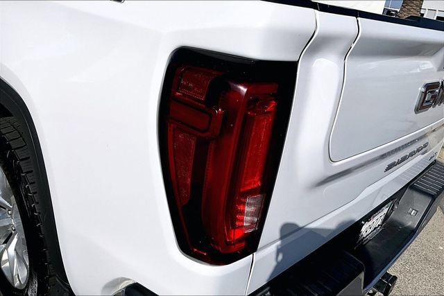 Used 2019 GMC Sierra 1500 SLT w/ X31 Off-Road Package AWD/4WD image 28
