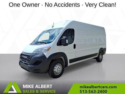 Used 2023 RAM ProMaster 2500 FWD image 3