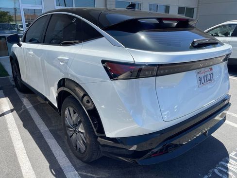 Used 2024 Nissan Ariya FWD image 3
