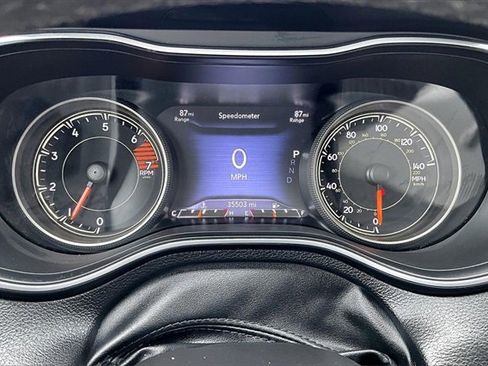 Used 2023 Jeep Cherokee Altitude Lux image 15