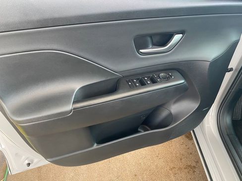 Certified 2024 Hyundai Kona Limited image 13