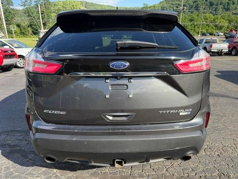 Used 2020 Ford Edge Titanium AWD/4WD image 4
