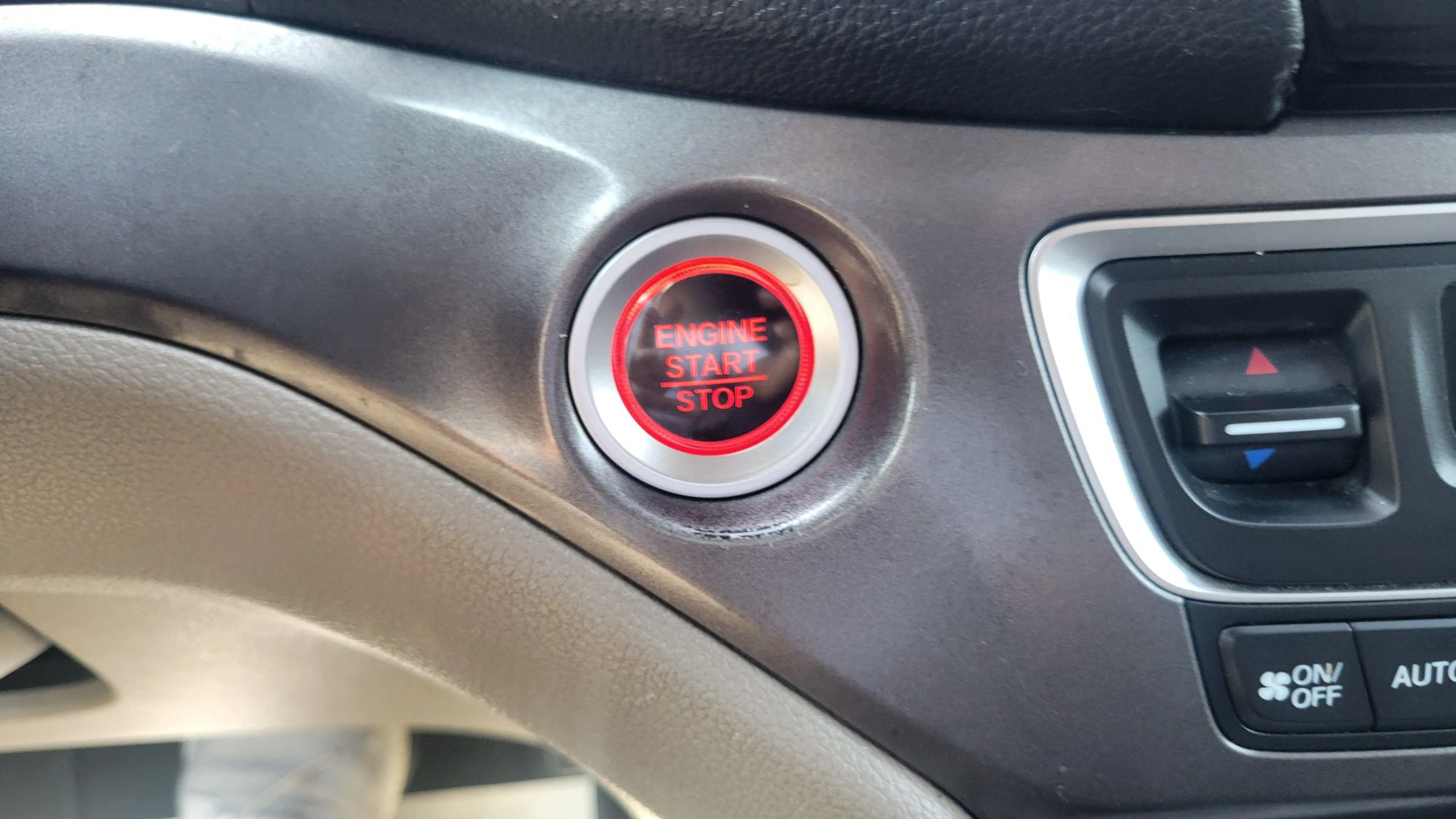 Used 2016 Honda Pilot EX-L image 17