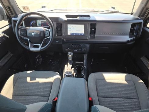 Used 2021 Ford Bronco Outer Banks AWD/4WD image 18