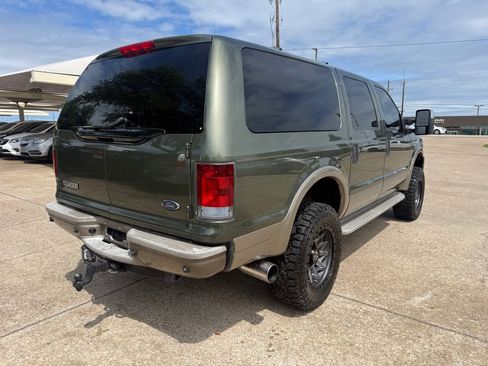 Used 2005 Ford Excursion Eddie Bauer image 7