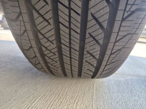 Used 2022 Mercedes-Benz GLA 250 4MATIC w/ Premium Package image 6