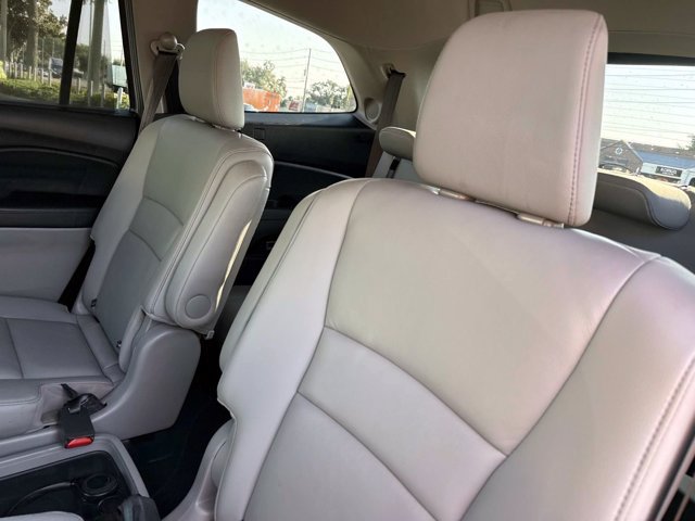 Used 2021 Honda Pilot Touring image 15