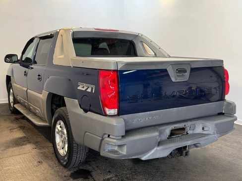 Used 2002 Chevrolet Avalanche 4x4 w/ Off-Road Suspension Pkg image 4