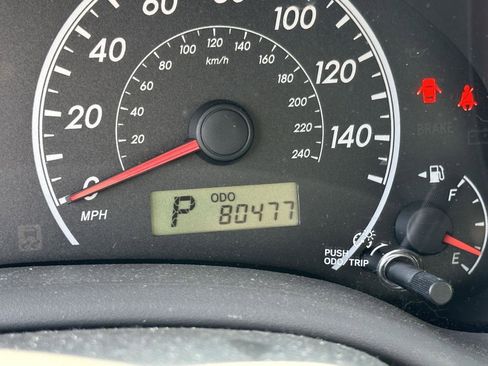 Used 2010 Toyota Corolla LE image 14