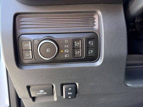 Used 2025 Ford F350 Lariat w/ Camper Package image 16